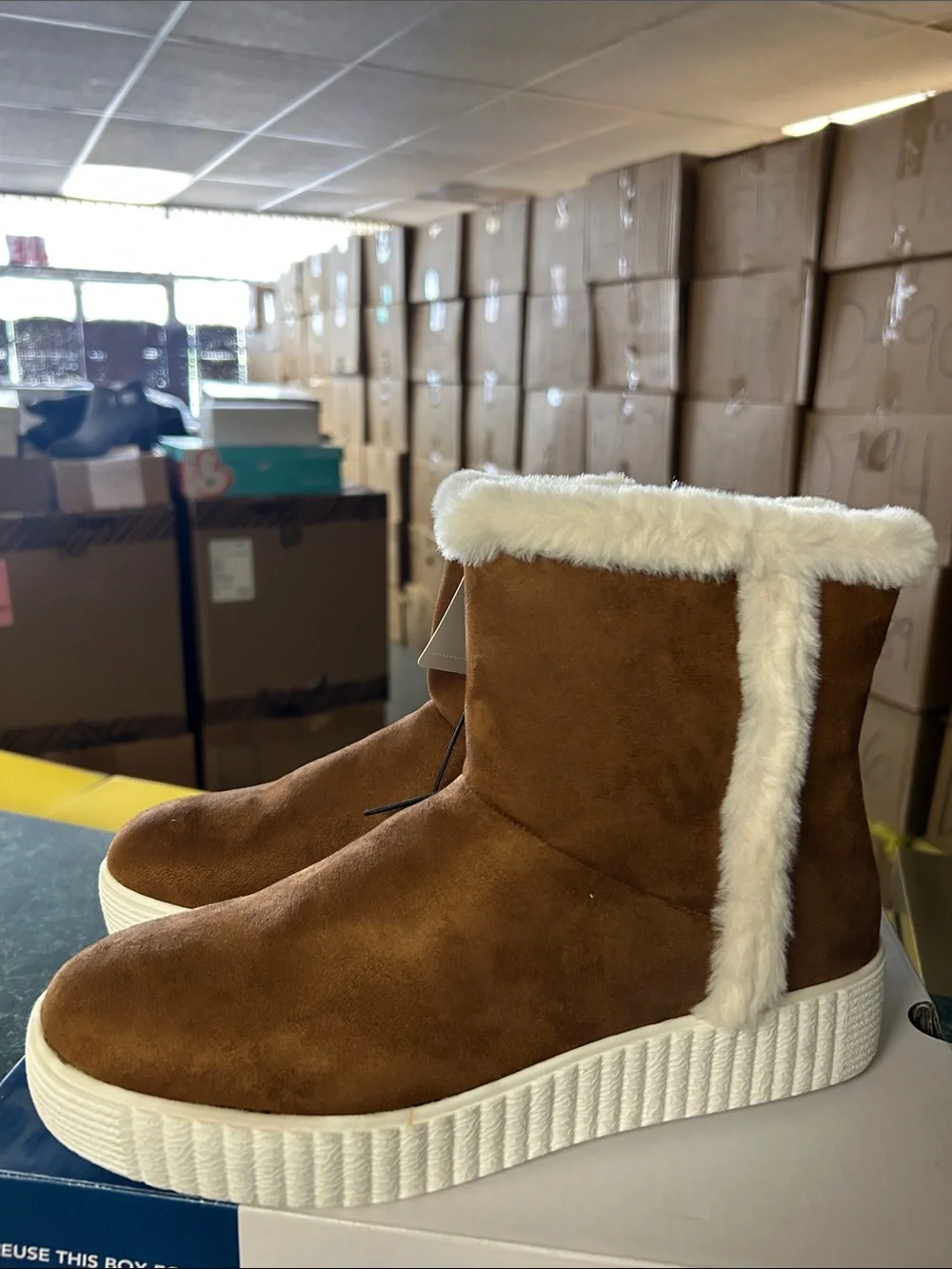 Arizona Jean Company Brown Faux Fur Winter Boots